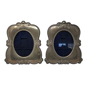 Vtg Ornate Silver-Plated Picture Frames Blue Velvet Easel Back‎ Oval 5"x7" Set